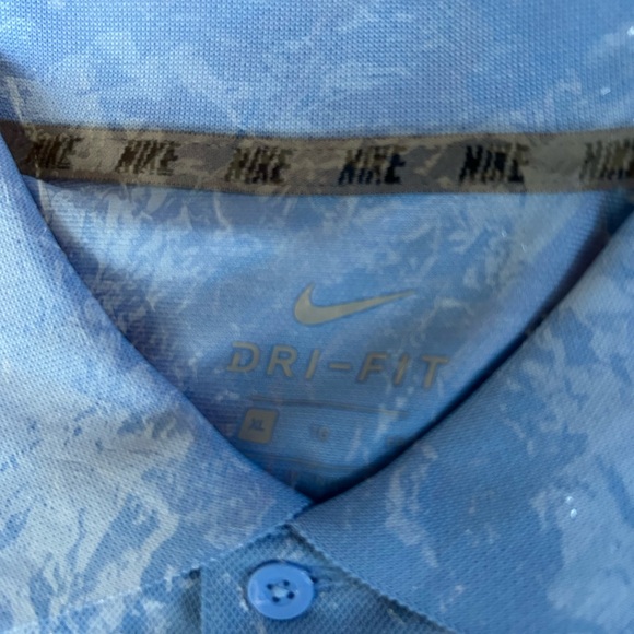 Nike Dri-Fit Villanova University Polo shirt. New in package - Picture 4 of 4